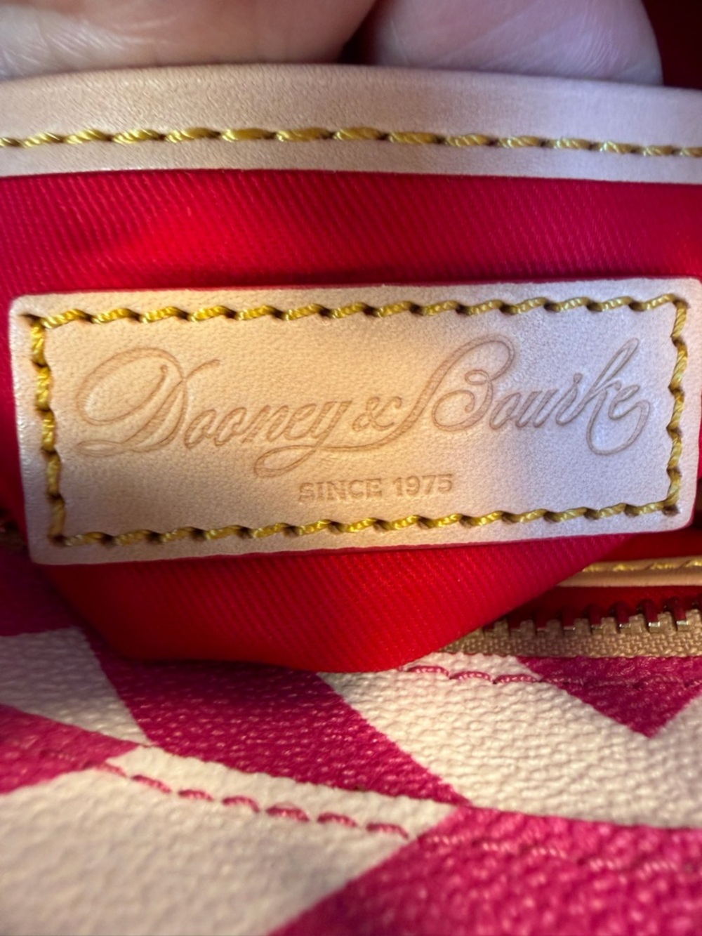 Dooney & Bourke Barbiecore Pink/White Chevron Crossbody NWT - Picture 15 of 15